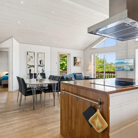 Lisbeth - 130m From The Sea By Interhome Holiday home Allinge-Sandvig