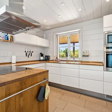 Lisbeth - 130m From The Sea By Interhome Allinge-Sandvig