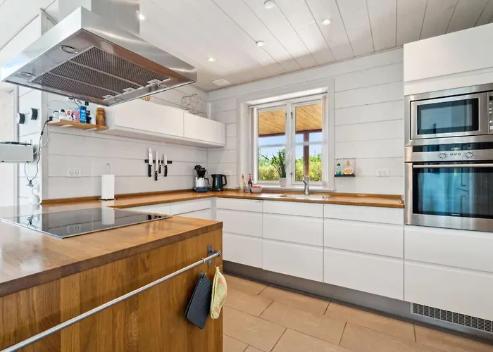 Lisbeth - 130m From The Sea By Interhome Allinge-Sandvig